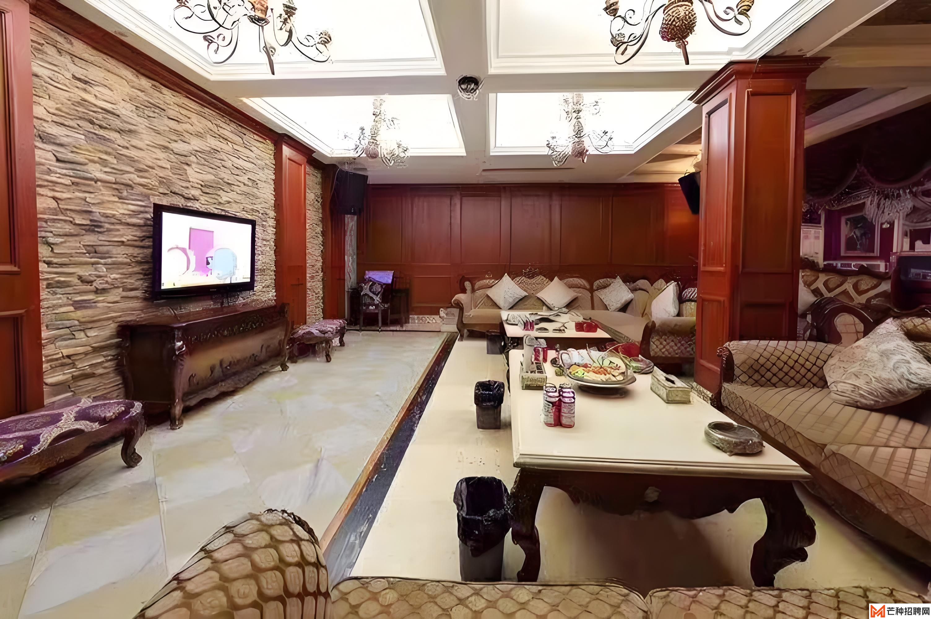 重庆谢家湾万象城高端KTV：私密性与娱乐性的巧妙结合