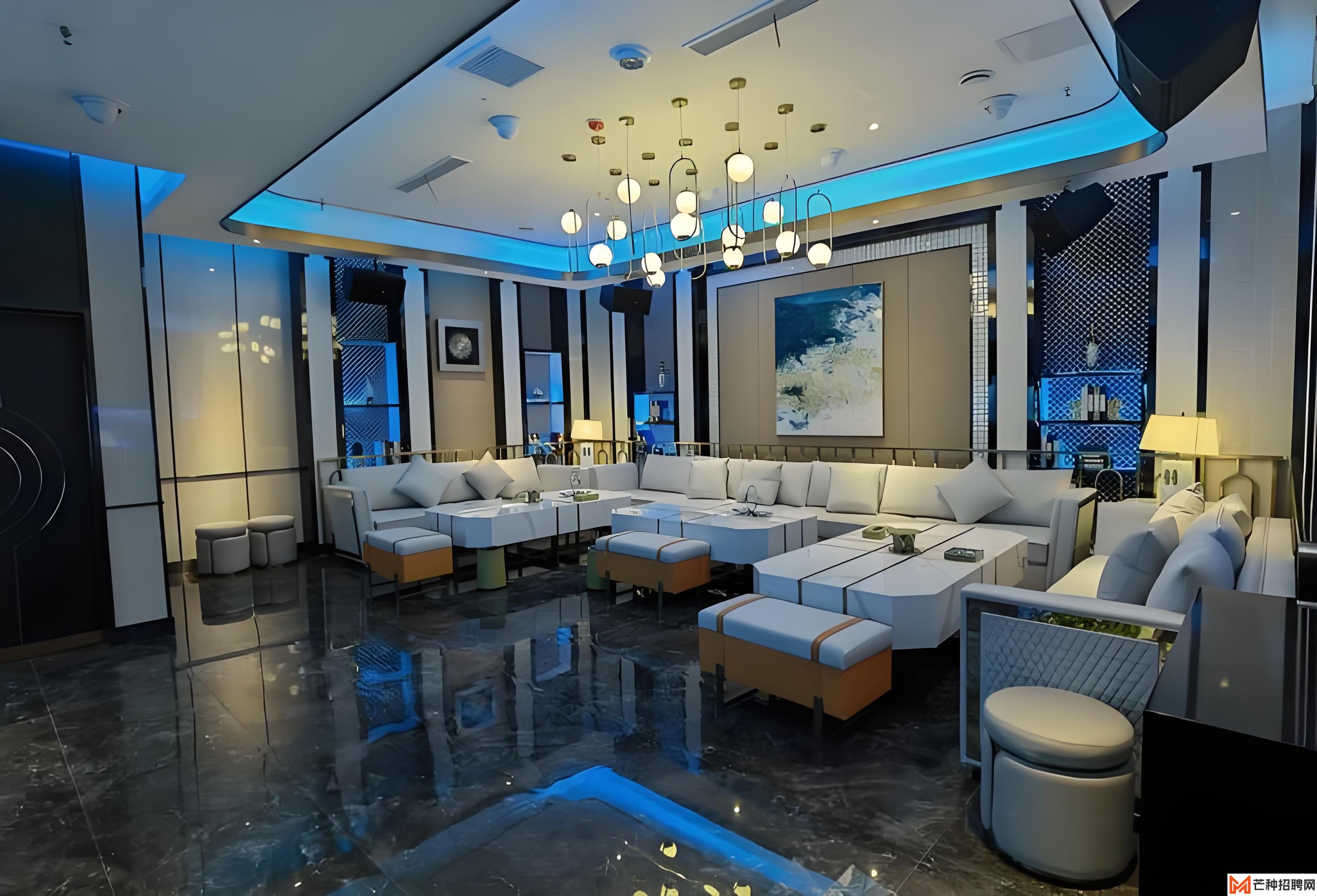 重庆夜场高薪诚聘女舞台助理：快来加入我们，一起创造星光璀璨！